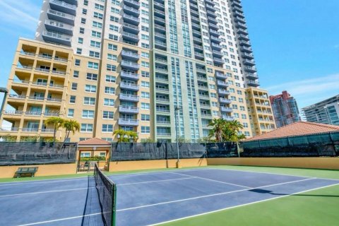 Condo in Miami Beach, Florida, 1 bedroom  № 1367397 - photo 14