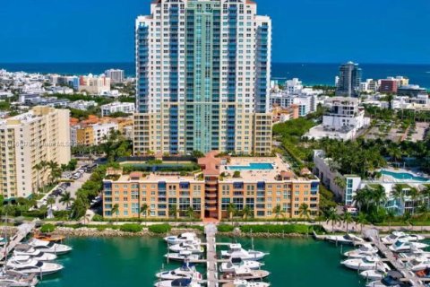 Copropriété à vendre à Miami Beach, Floride: 1 chambre, 68.75 m2 № 1367397 - photo 1