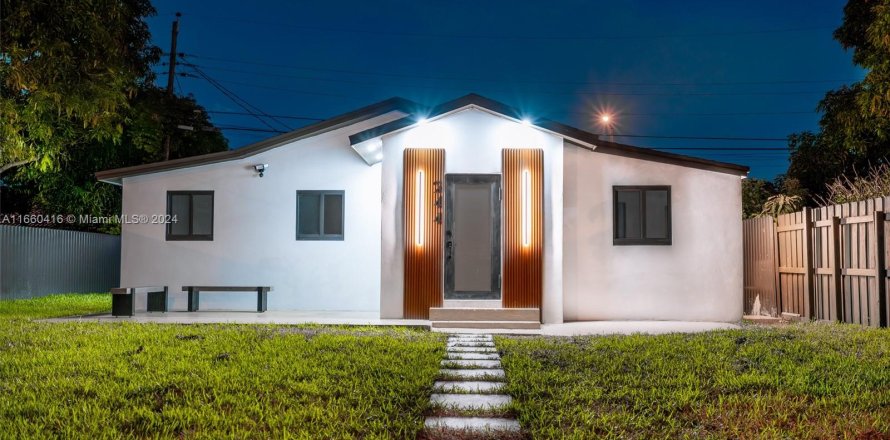 Casa en Hialeah, Florida 3 dormitorios, 67.63 m2 № 1367309