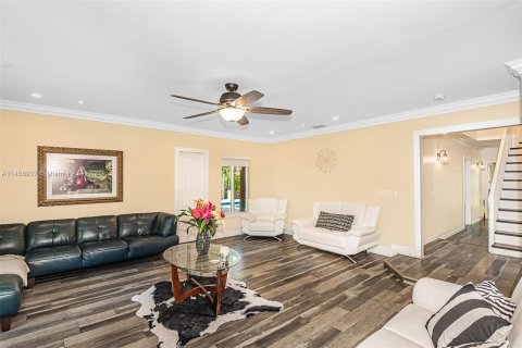 Casa en venta en Miramar, Florida, 5 dormitorios, 256.22 m2 № 1175745 - foto 15