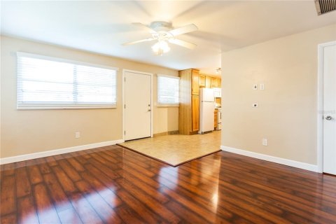 Apartment in Orlando, Florida 2 bedrooms, 72.46 sq.m. № 1393675 - photo 7