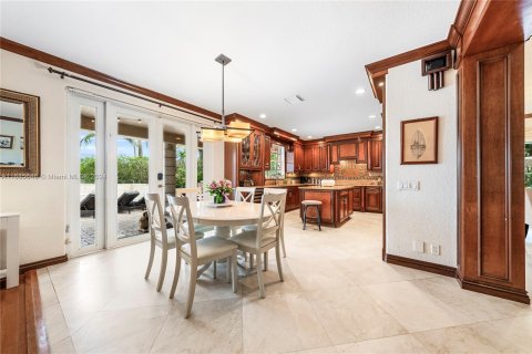 Villa ou maison à vendre à Weston, Floride: 4 chambres, 343.37 m2 № 1427994 - photo 20