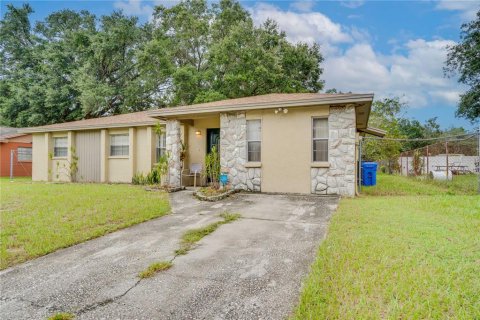 Villa ou maison à vendre à Tampa, Floride: 2 chambres, 138.15 m2 № 1399196 - photo 2