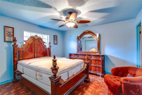 Villa ou maison à vendre à Tampa, Floride: 2 chambres, 138.15 m2 № 1399196 - photo 25