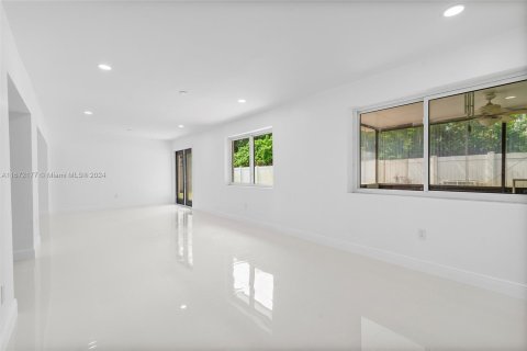 Casa en venta en Hollywood, Florida, 4 dormitorios, 161.09 m2 № 1396138 - foto 10