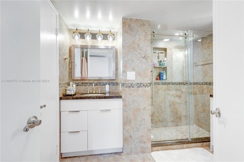 Condominio en alquiler en Aventura, Florida, 2 dormitorios, 99.68 m2 № 1367231 - foto 27