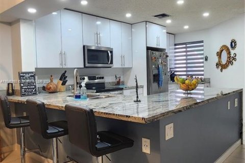 Adosado en venta en Weston, Florida, 3 dormitorios, 145.3 m2 № 1367261 - foto 6