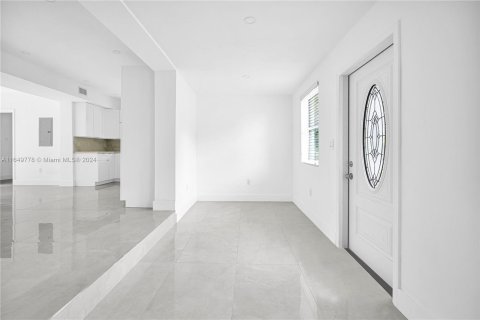 Villa ou maison à vendre à Miami Gardens, Floride: 3 chambres, 106.19 m2 № 1332886 - photo 30