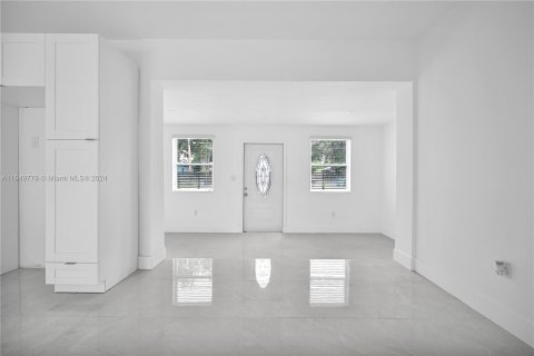 Villa ou maison à vendre à Miami Gardens, Floride: 3 chambres, 106.19 m2 № 1332886 - photo 29