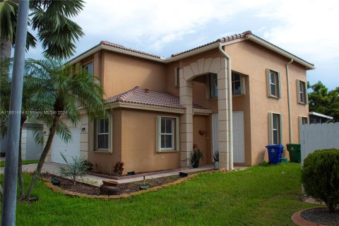 House in Miramar, Florida 4 bedrooms, 198.16 sq.m. № 1368665 - photo 4