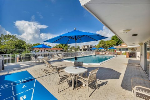 Copropriété à vendre à Pompano Beach, Floride: 2 chambres, 98.94 m2 № 1333088 - photo 6