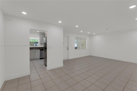 Copropriété à vendre à Pompano Beach, Floride: 2 chambres, 98.94 m2 № 1333088 - photo 5