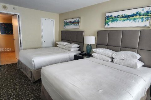 Hôtel, hôtellerie à vendre à Fort Lauderdale, Floride: 1 chambre, 54.44 m2 № 1293433 - photo 26