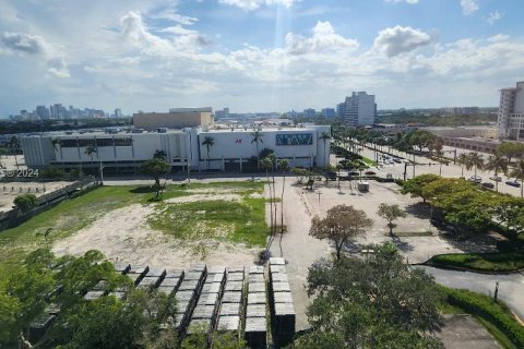 Hôtel, hôtellerie à vendre à Fort Lauderdale, Floride: 1 chambre, 54.44 m2 № 1293433 - photo 19