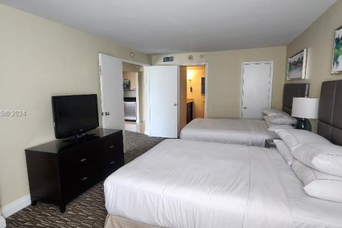 Hôtel, hôtellerie à vendre à Fort Lauderdale, Floride: 1 chambre, 54.44 m2 № 1293433 - photo 28