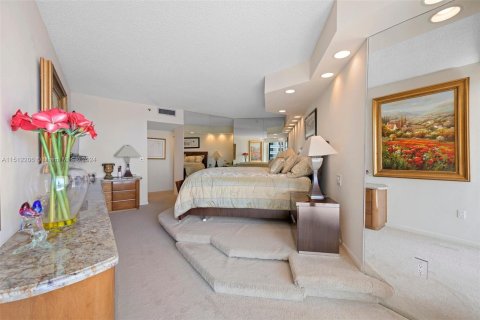 Condominio en venta en Aventura, Florida, 3 dormitorios, 229.47 m2 № 940595 - foto 30