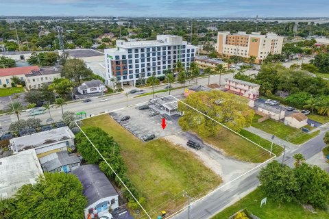 Land in Dania Beach, Florida № 1177479 - photo 12