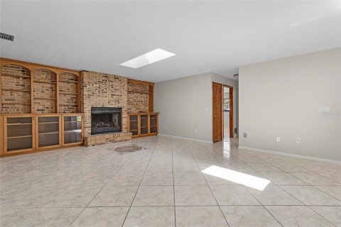 Casa en venta en Cape Coral, Florida, 3 dormitorios, 202.9 m2 № 1335169 - foto 23