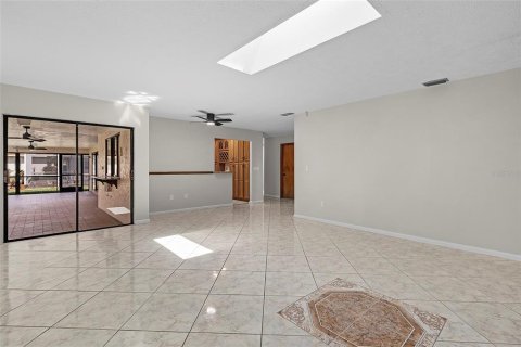 Casa en venta en Cape Coral, Florida, 3 dormitorios, 202.9 m2 № 1335169 - foto 29