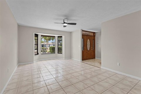 Villa ou maison à vendre à Cape Coral, Floride: 3 chambres, 202.9 m2 № 1335169 - photo 11