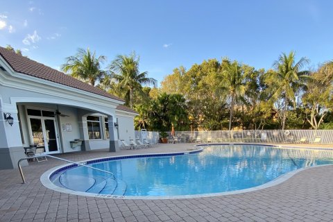 Villa ou maison à vendre à Riviera Beach, Floride: 4 chambres, 189.52 m2 № 1016258 - photo 7
