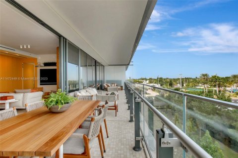 Condo in Miami Beach, Florida, 1 bedroom  № 783230 - photo 22