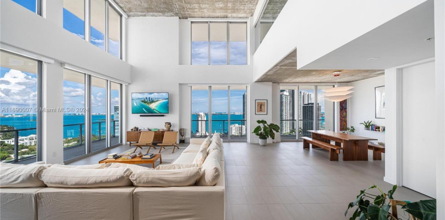 Condominio en Miami, Florida, 3 dormitorios  № 1437042