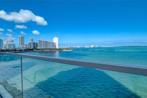 Condominio en venta en Miami, Florida, 2 dormitorios, 105.91 m2 № 495324 - foto 21