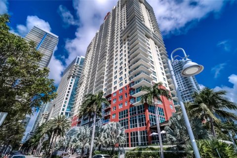 Condo in Miami, Florida, 2 bedrooms  № 495324 - photo 10