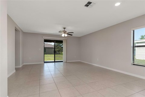 House in Kissimmee, Florida 4 bedrooms, 173.63 sq.m. № 1366033 - photo 20