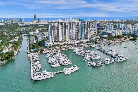 Condominio en venta en Miami Beach, Florida, 3 dormitorios, 164.44 m2 № 959663 - foto 14