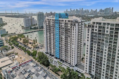 Condominio en venta en Miami Beach, Florida, 3 dormitorios, 164.44 m2 № 959663 - foto 12