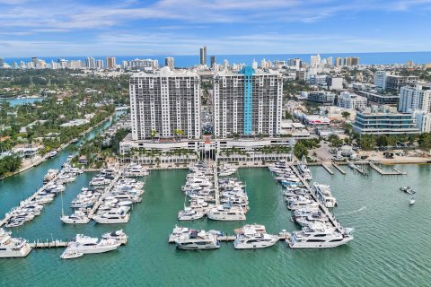 Condominio en venta en Miami Beach, Florida, 3 dormitorios, 164.44 m2 № 959663 - foto 10