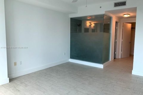 Copropriété à vendre à Miami, Floride: 2 chambres, 114.73 m2 № 1406015 - photo 11