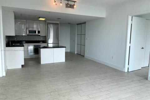 Copropriété à vendre à Miami, Floride: 2 chambres, 114.73 m2 № 1406015 - photo 4