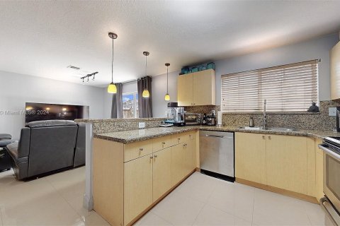 Adosado en venta en Homestead, Florida, 3 dormitorios, 153.94 m2 № 1368936 - foto 12