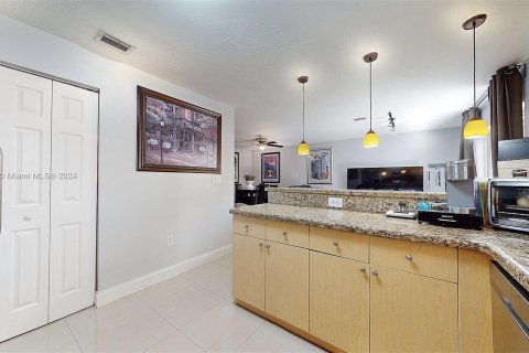 Adosado en venta en Homestead, Florida, 3 dormitorios, 153.94 m2 № 1368936 - foto 10