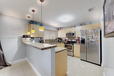 Adosado en venta en Homestead, Florida, 3 dormitorios, 153.94 m2 № 1368936 - foto 11