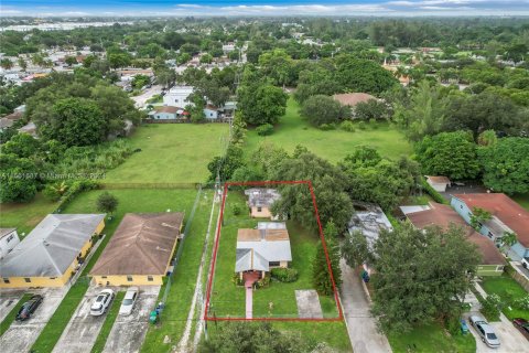 Immobilier commercial à vendre à Miami, Floride: 118.54 m2 № 1368937 - photo 20