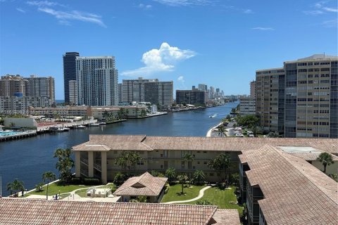 Copropriété à vendre à Hallandale Beach, Floride: 2 chambres, 95.69 m2 № 1239863 - photo 21