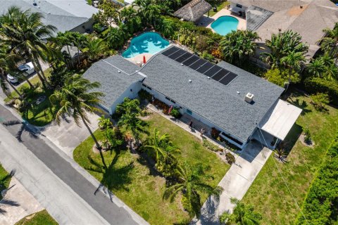 Casa en venta en Pompano Beach, Florida, 3 dormitorios, 163.32 m2 № 1100891 - foto 5