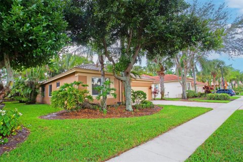 Villa ou maison à vendre à Boynton Beach, Floride: 3 chambres, 198.07 m2 № 1311004 - photo 3