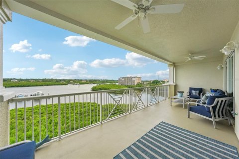 Condo in Indian Shores, Florida, 3 bedrooms  № 1368160 - photo 28