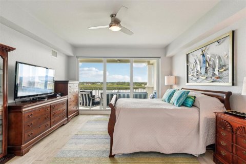 Condo in Indian Shores, Florida, 3 bedrooms  № 1368160 - photo 30