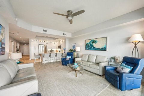 Condo in Indian Shores, Florida, 3 bedrooms  № 1368160 - photo 24