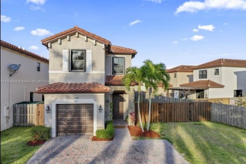 Casa en venta en Homestead, Florida, 4 dormitorios, 164.25 m2 № 1208513 - foto 1