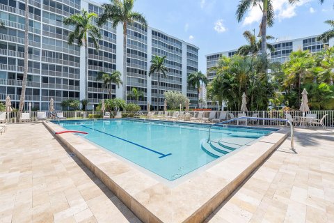 Condominio en venta en Highland Beach, Florida, 2 dormitorios, 111.58 m2 № 1228642 - foto 15