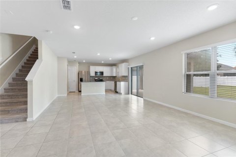 Casa en venta en Davenport, Florida, 4 dormitorios, 224.45 m2 № 1363176 - foto 9