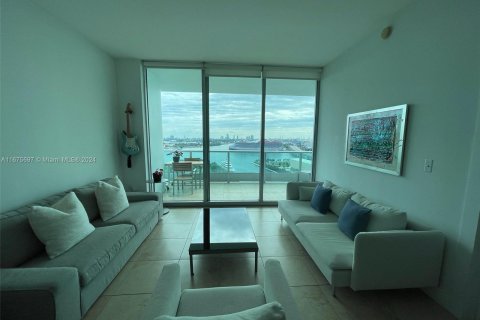 Condominio en venta en Miami, Florida, 1 dormitorio, 87.14 m2 № 1402531 - foto 10