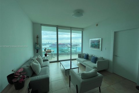 Condo in Miami, Florida, 1 bedroom  № 1402531 - photo 13